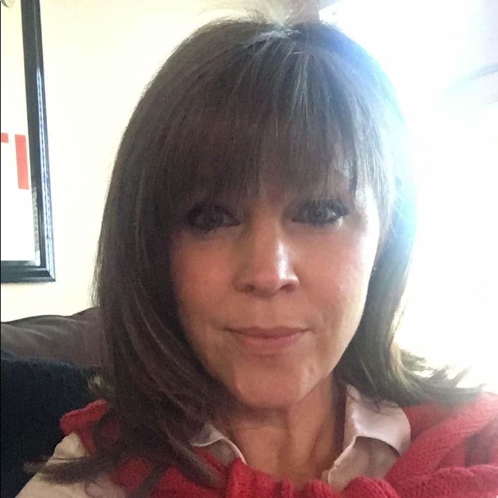 Meet your Posher, Monica